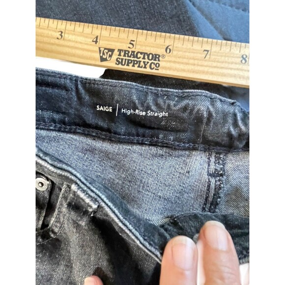 AG Adriano Goldschmied Saige High Rise Straight Jeans Black Size 28 Inseam 26 - Picture 9 of 16